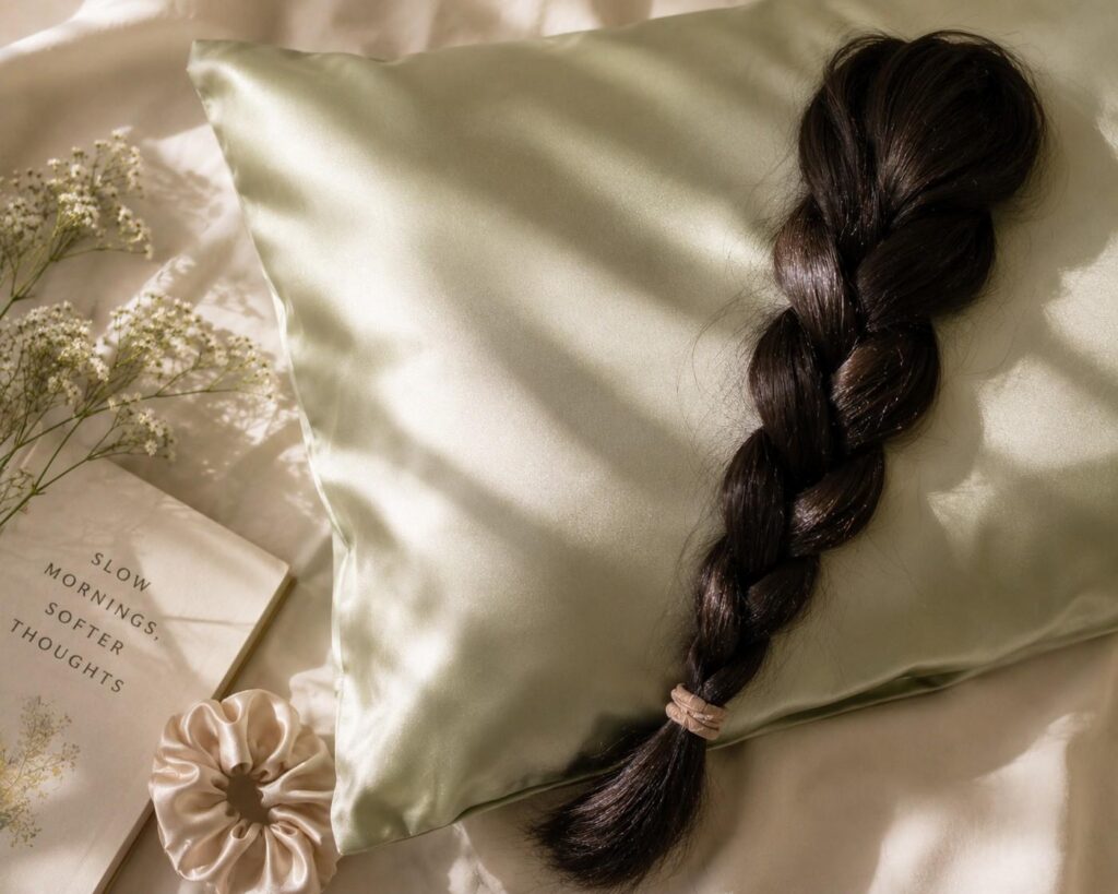 satin pillowcase for hair care reduce breakage India